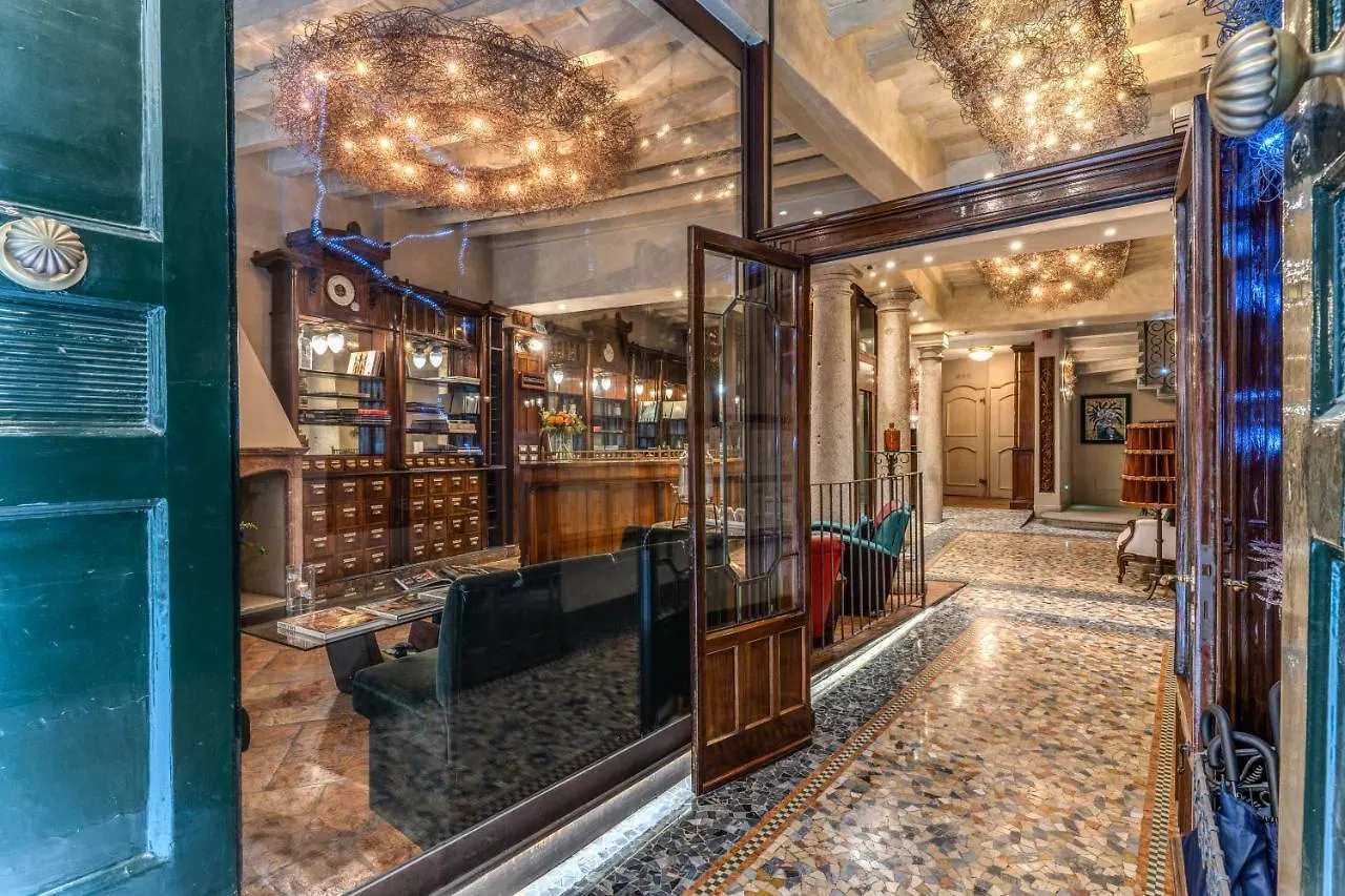Hotel Santa Marta Suites Милан 4*,  Италия