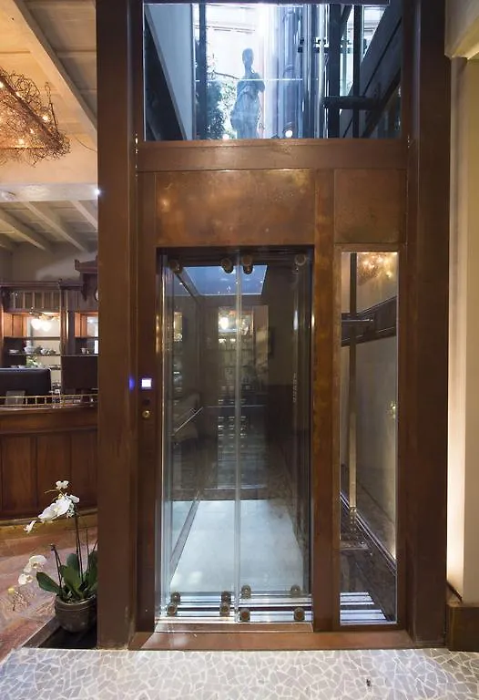 Hotel Santa Marta Suites Милан